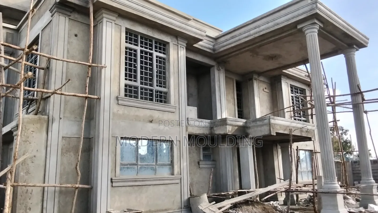 Flat Roof Moulding Design