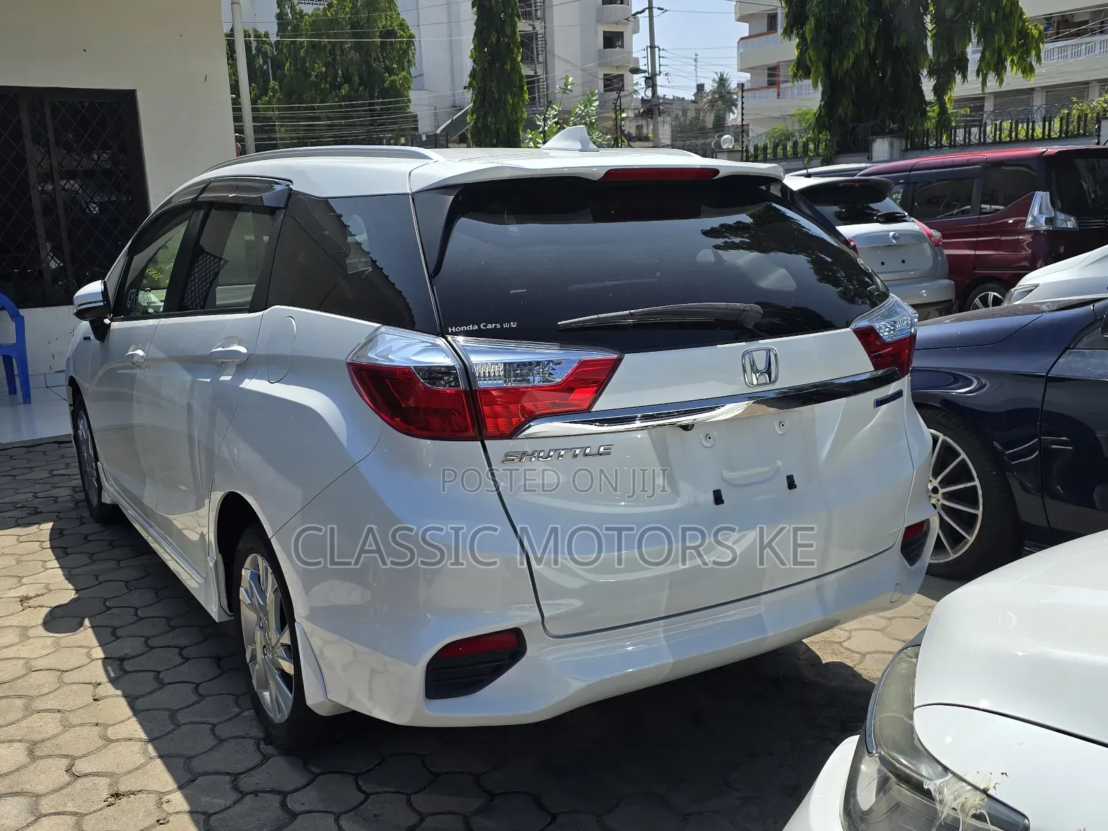 Honda Fit Shuttle 1.5 Hybrid 2WD 2019 Black
