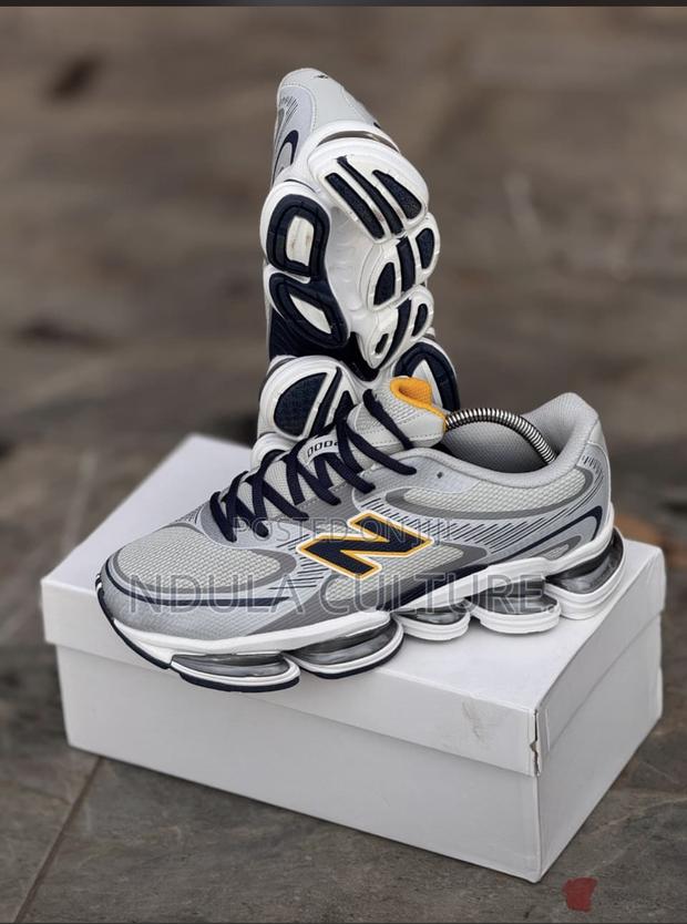 New Balance 2000 - thumbnail 3