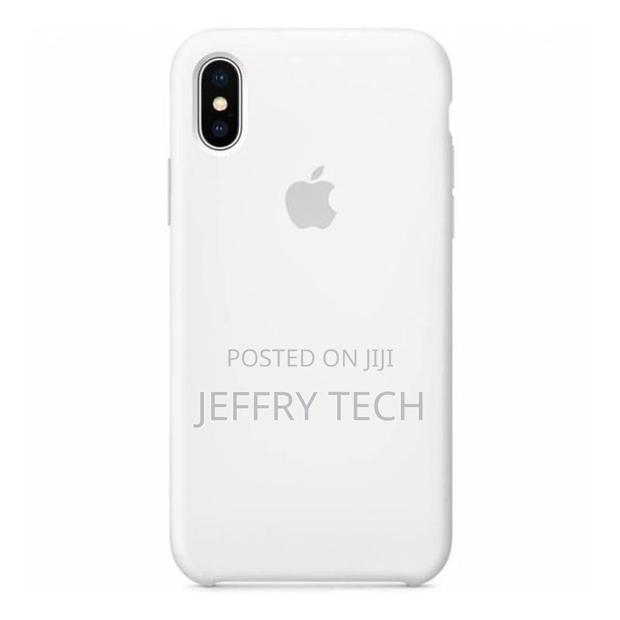 iPhone Xr Silicone Case - White - main view