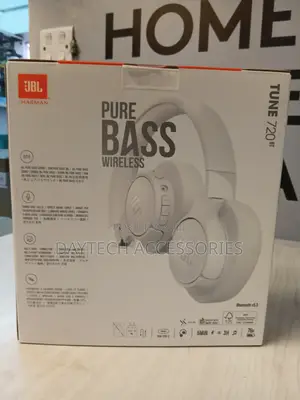 The JBL Tune 720bt Wireless Over-Ear Headphones in White.