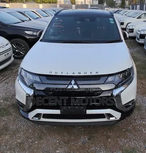 Mitsubishi Outlander 2.4 PHEV AWD 2019 White