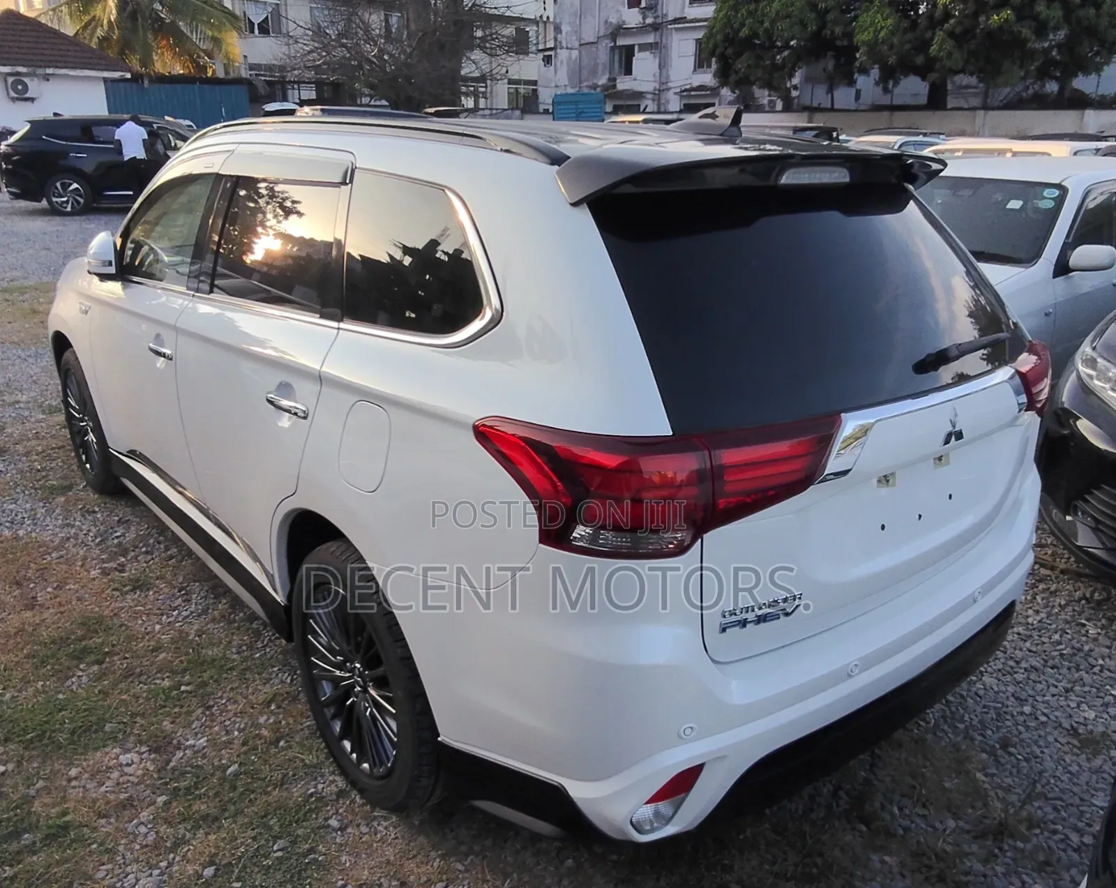 Mitsubishi Outlander 2.4 PHEV AWD 2019 White