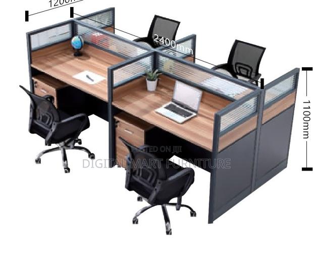 Modern 4-Way Benching System for Workers - thumbnail 2