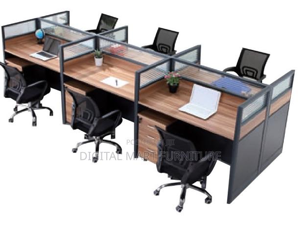 Modern 4-Way Benching System for Workers - thumbnail 5