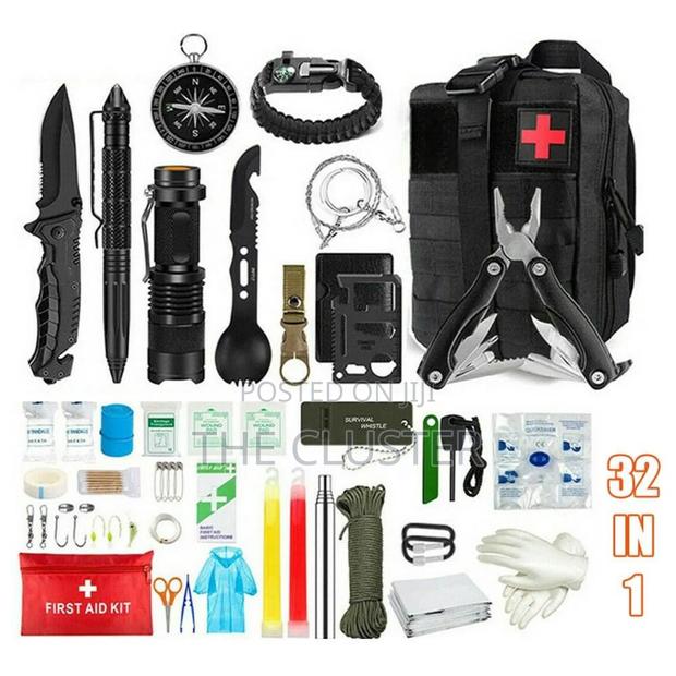 142 in 1 Hiking Emergency Survival Tool Travel Rescue Bag for Camping