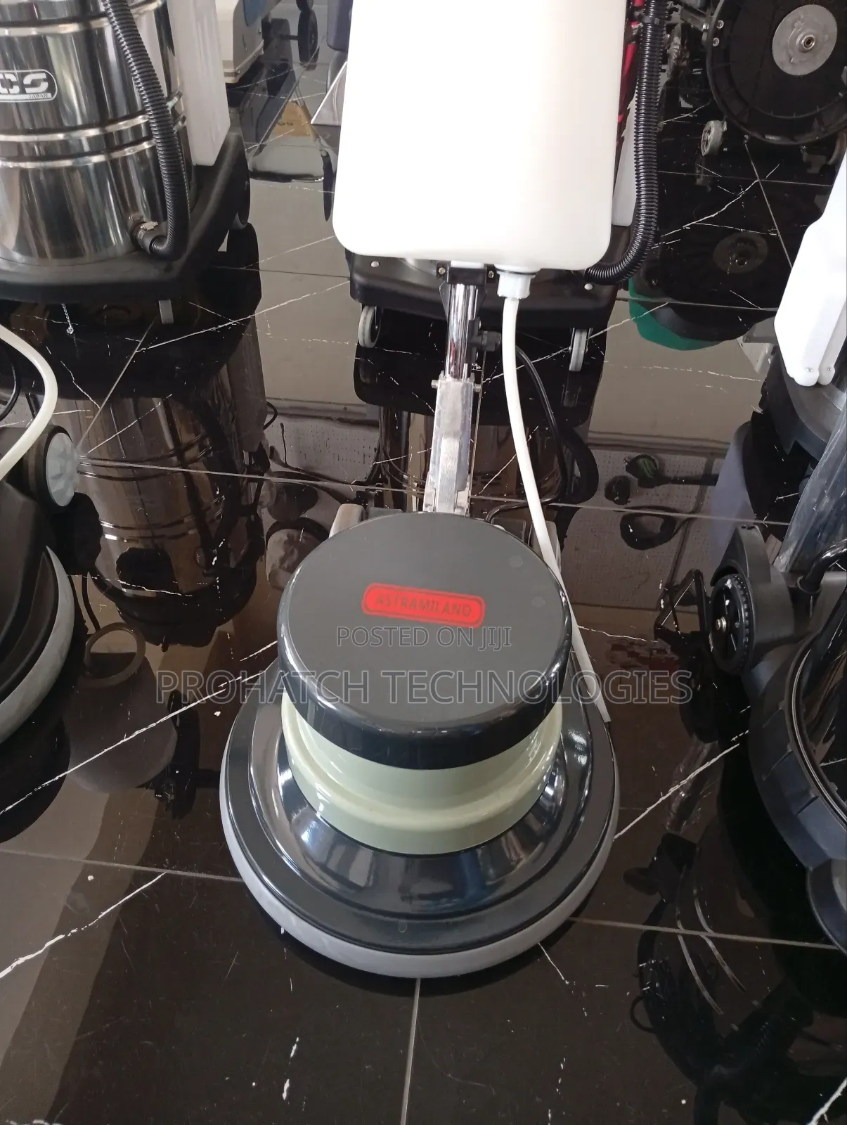 Commercial Astramilano Floor Scrubber