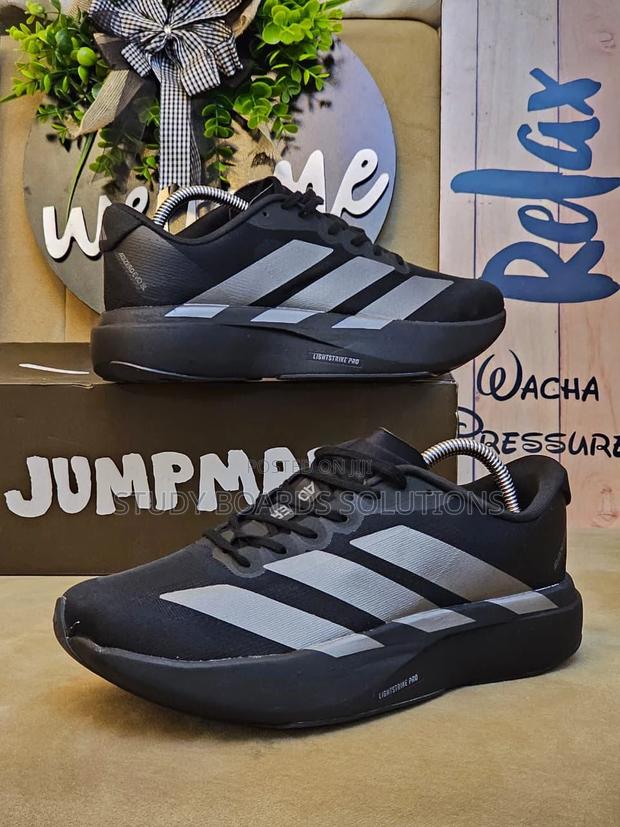 Spot New Adidas Adizero Evo for Running and Casual Wear - thumbnail 2