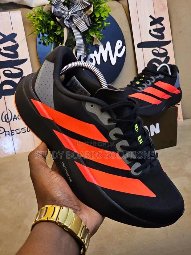 Spot New Adidas Adizero Evo for Running and Casual Wear - thumbnail 3