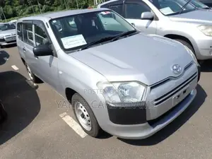 Toyota Succeed 2018 Silver