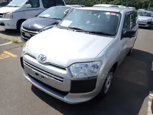 Toyota Succeed 2018 Silver