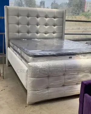 Crafted 5 by 6 Bed
