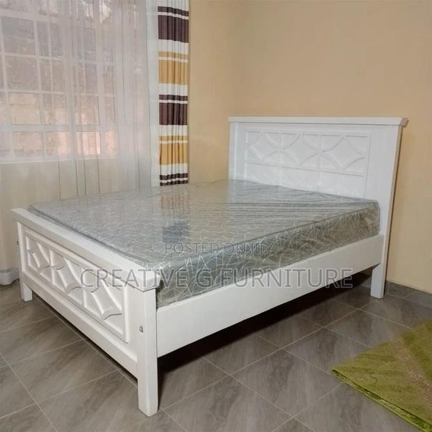 Opulent 5 by 6 Modern Bed