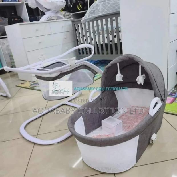 Nglatoo Moses Basket and Bassinet - thumbnail 6