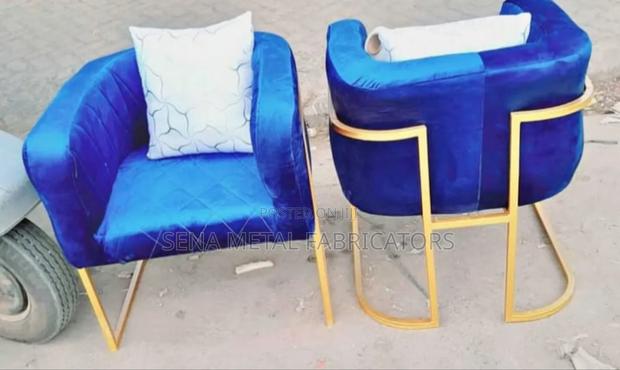 Salon Chair for Styling Client - thumbnail 3