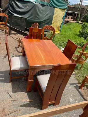 4 Seater Mahogany Dinning Set