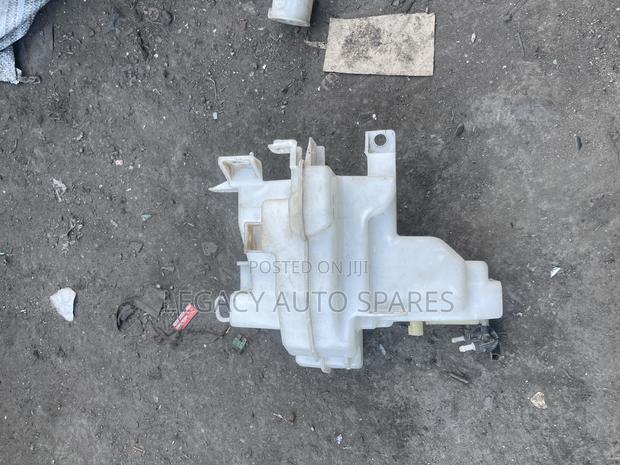 Mazda Demio Washer Bottle(2015 Model) - thumbnail 3