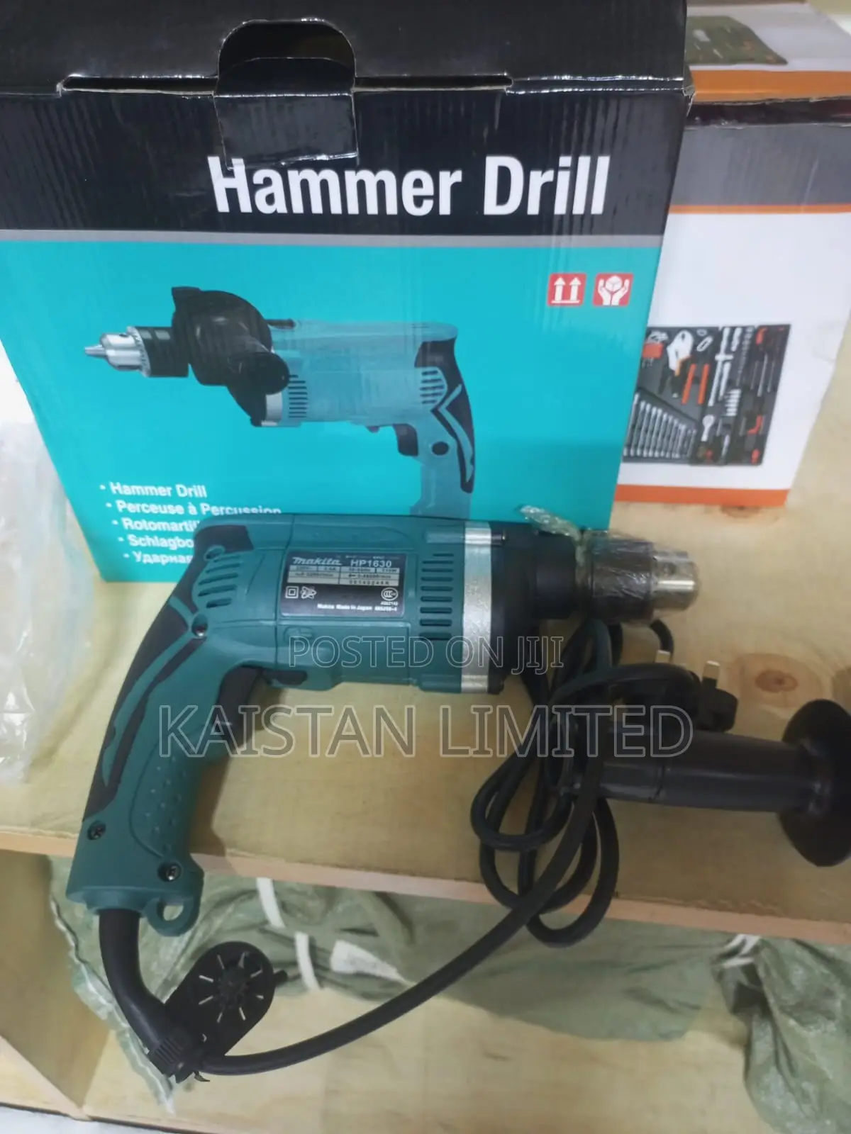 Makita Hammer Drill 710w