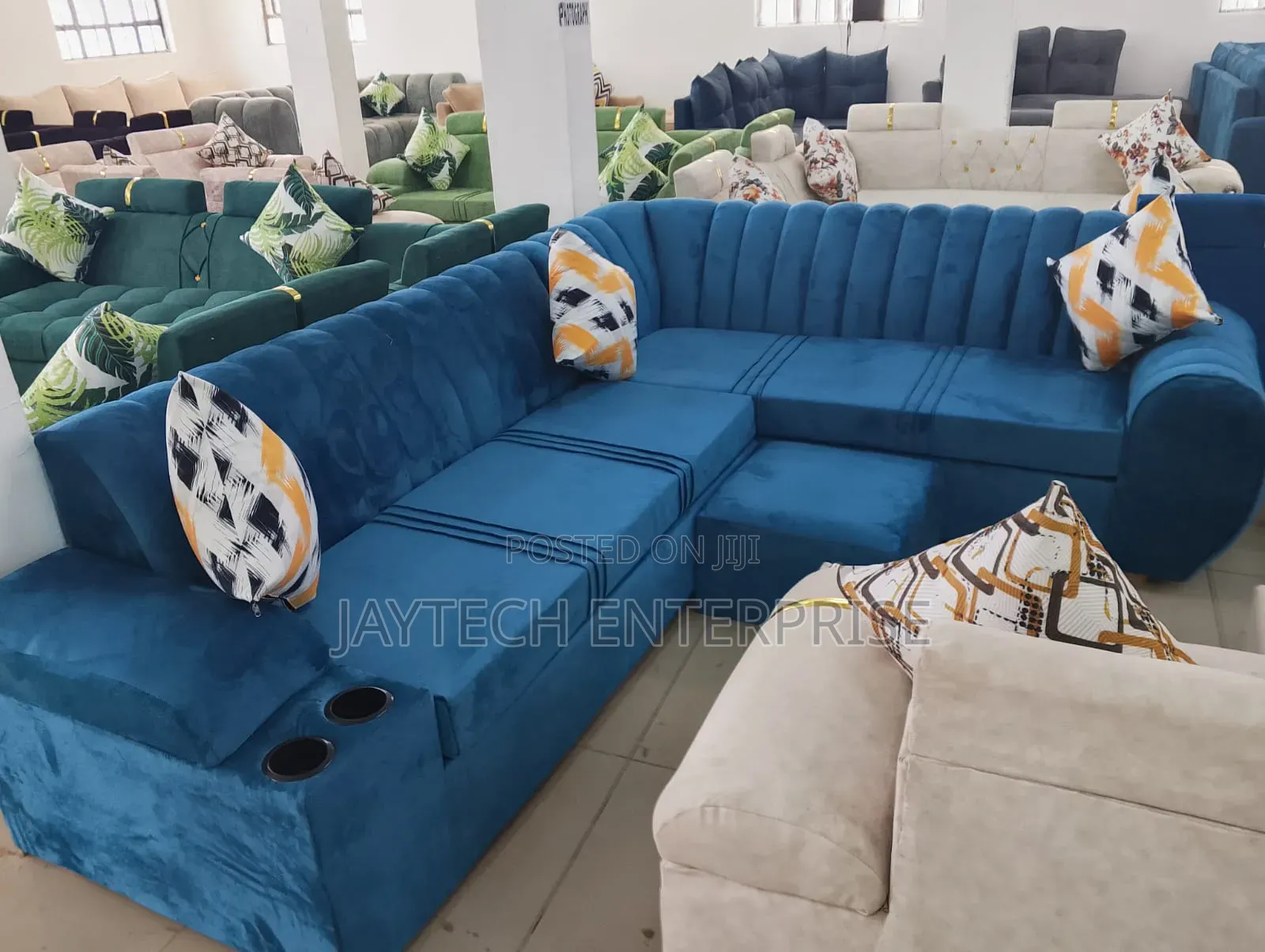 6 Seater L-Shaped