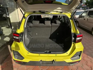 Toyota Raize 1.0 FWD 2020 Yellow