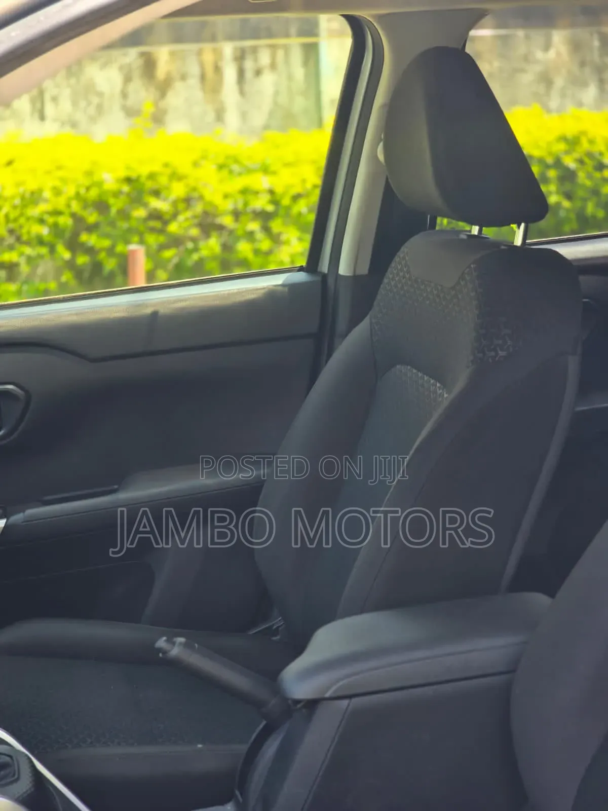 Toyota Raize 1.0 FWD 2020 Silver