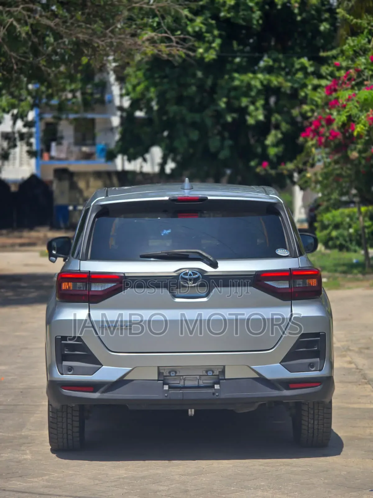 Toyota Raize 1.0 FWD 2020 Silver