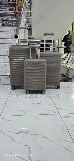 *3 in 1 Unbreakable Pp Suitcases Zipper Closure