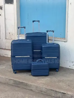 *4 in 1 Luxurious Unbreakable Suitcase*(Expansion Zip)