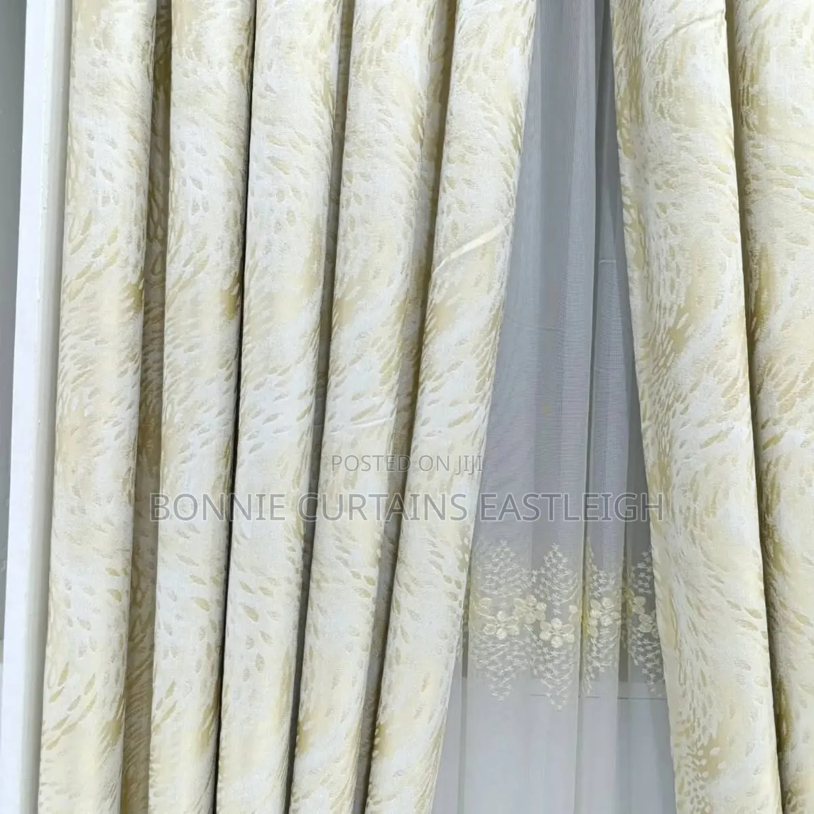 Black Curtains and Yellow Mixed for Dining Room