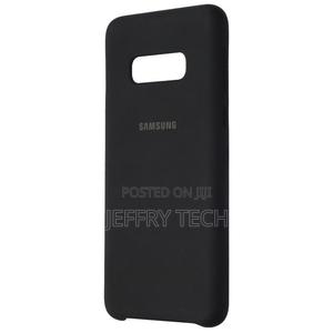 Samsung Galaxy S10e Silicone Case - Black - thumbnail 2