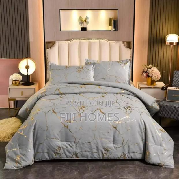 Gold Marble Texture Foil Style Duvet Cover Set - thumbnail 3