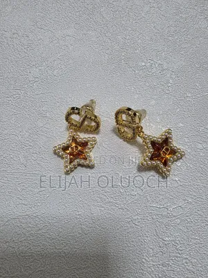 Desighner Earings With Package