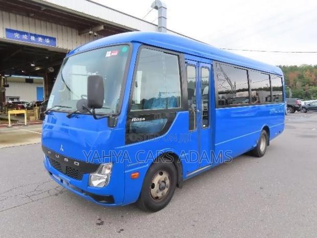 Mitsubishi Fuso Rosa 2018 Blue - thumbnail 4