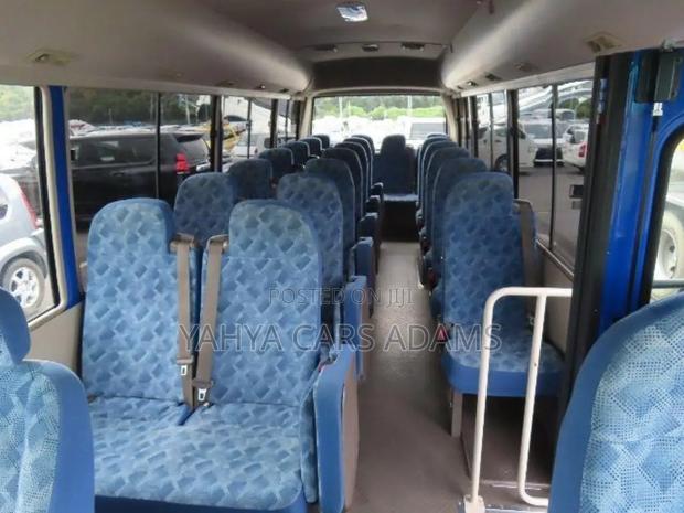 Mitsubishi Fuso Rosa 2018 Blue - thumbnail 7