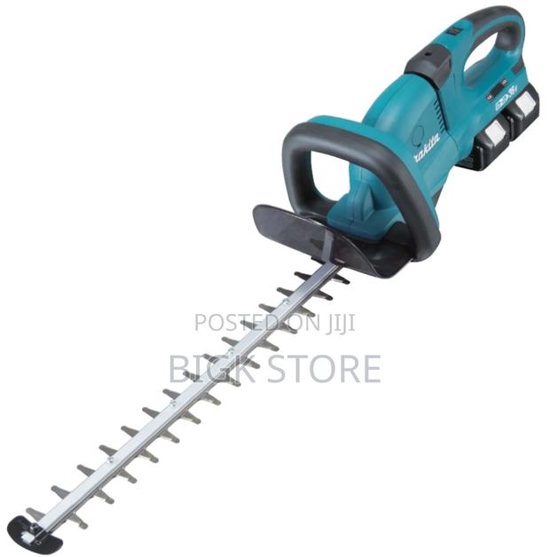 Heavyduty Makita Cordless Hedge Trimmer 198v