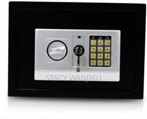 Quality Safe Box Model 20e - main view