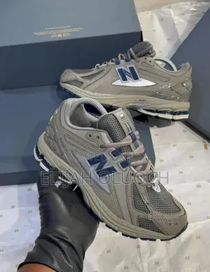 New Balance 1906 Castlerock Natural 
Quality Pure Leather