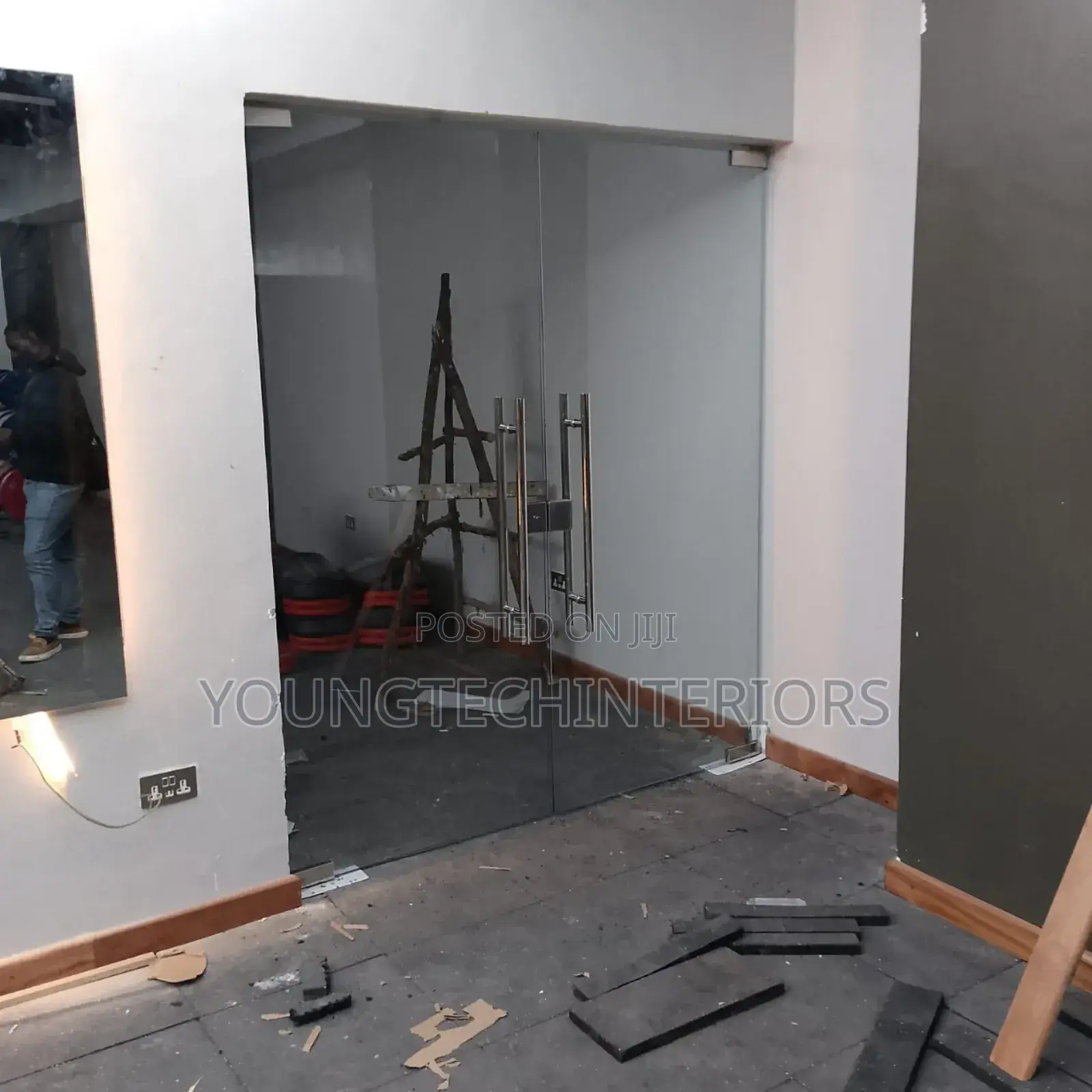 Frameless Double Door