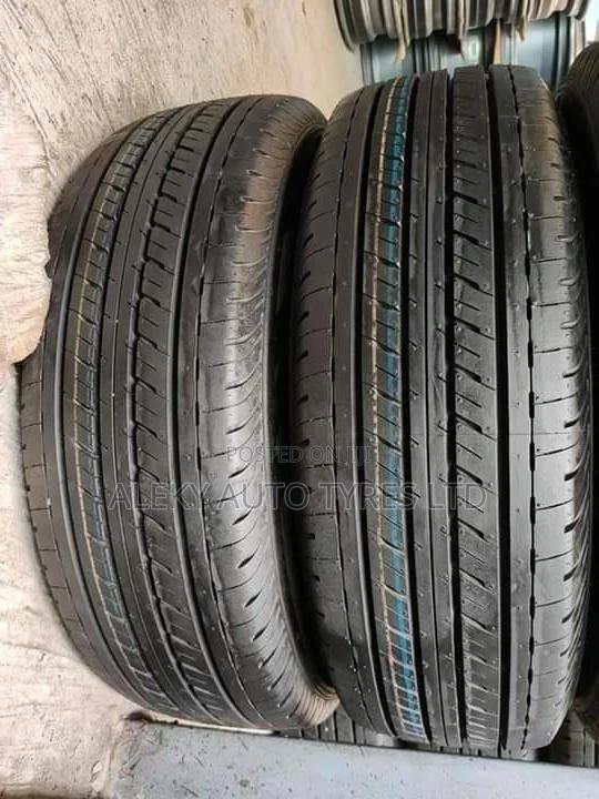 205/65 R16 Yokohama Tyre - main view