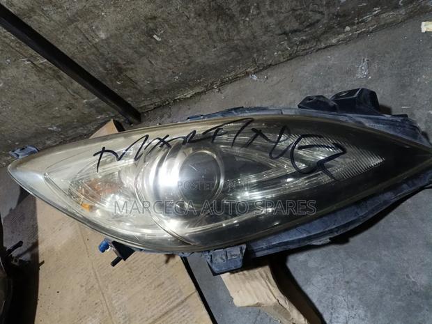 Mazda Axela Headlight Xenon