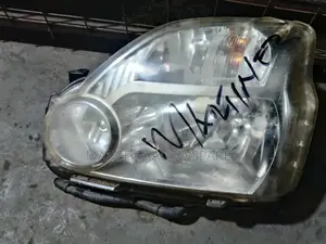 Nissan Extrail Nt31 Headlight Non-Xenon