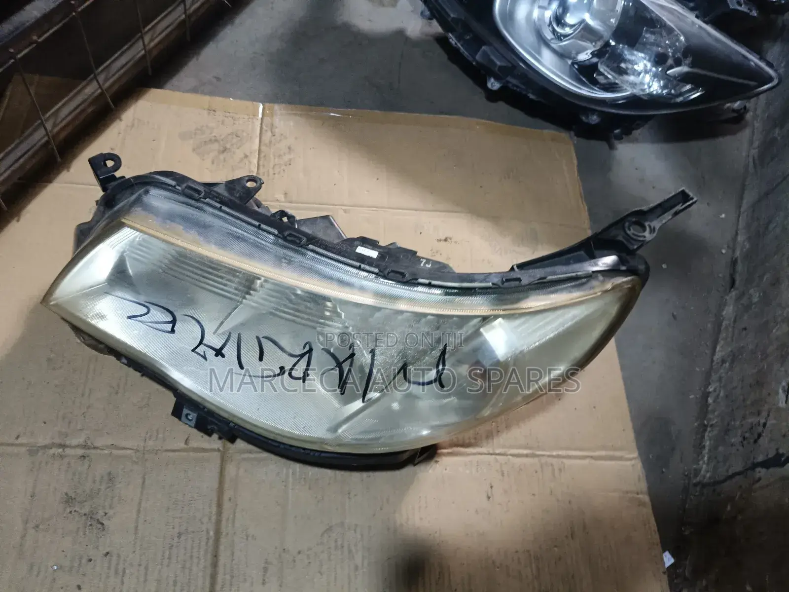 Subaru Sh5 Headlight Xenon.