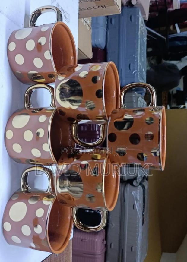 New in Model 
6pcs Sassy Mugs