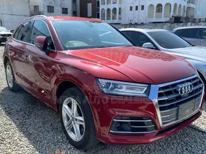 Audi Q5 2018 Red