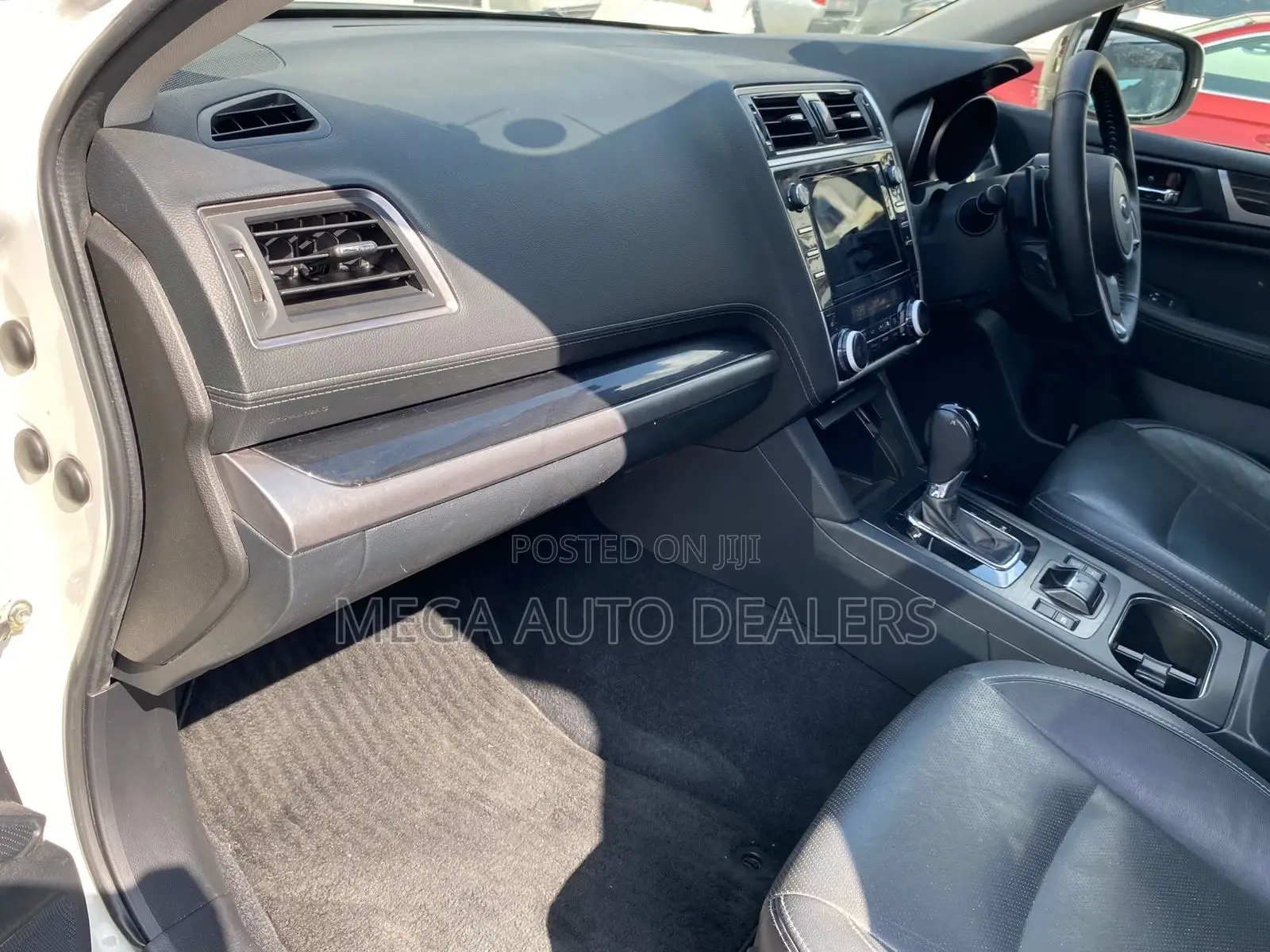 Subaru Outback 2018 White