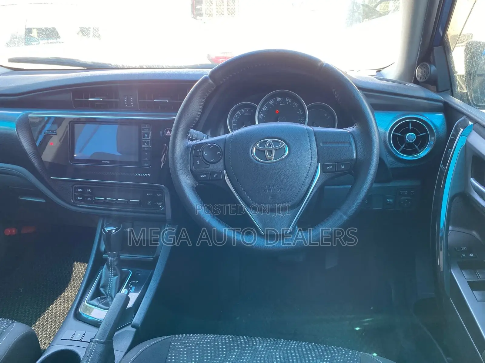 Toyota Auris 2018 Blue