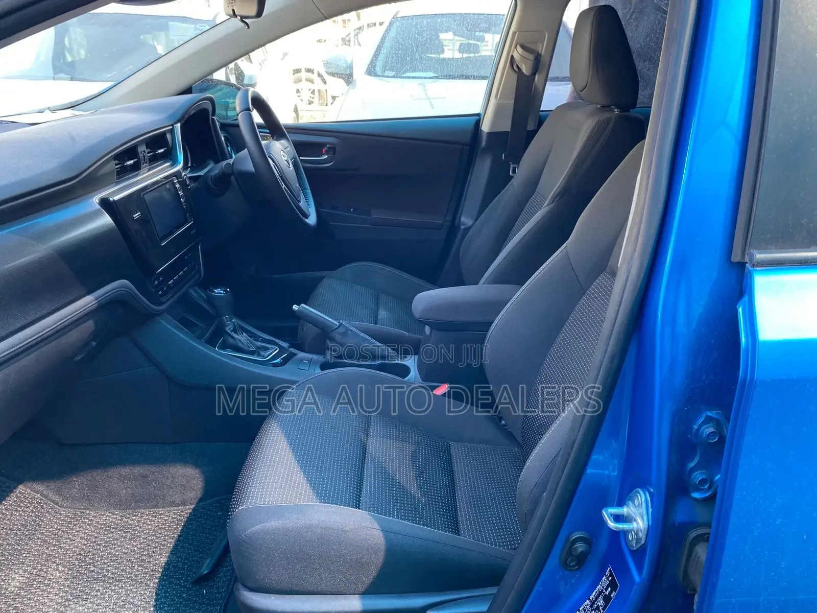 Toyota Auris 2018 Blue