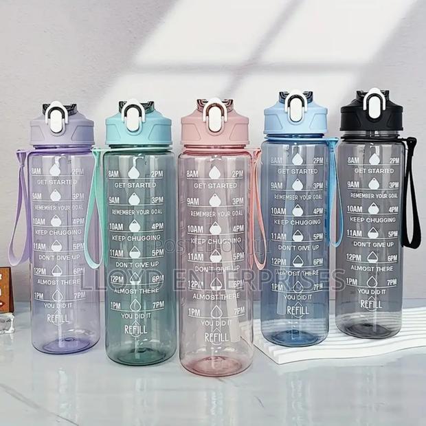 900ml Sports Large Capacity Water Storage