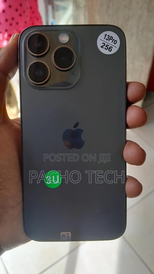 Apple iPhone 13 Pro 256 GB Blue - thumbnail 3