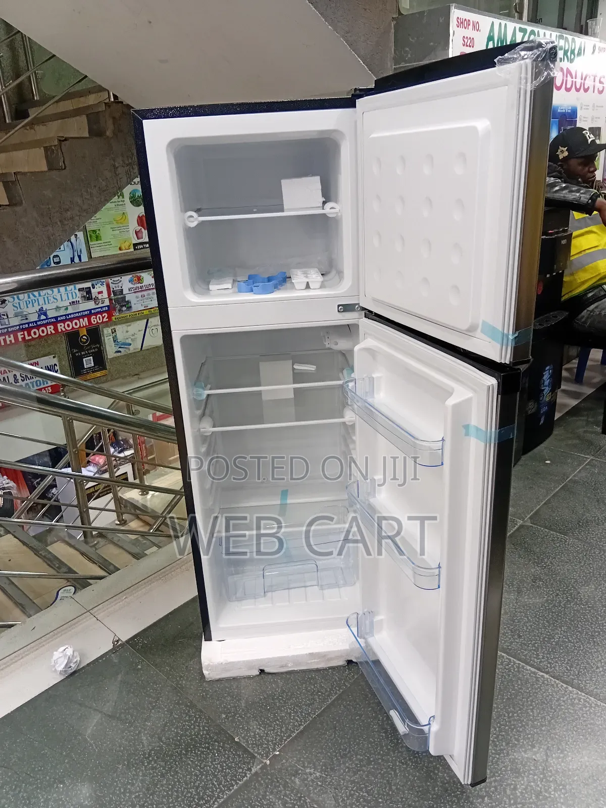 Von 138 Litres Double Door Refrigerator